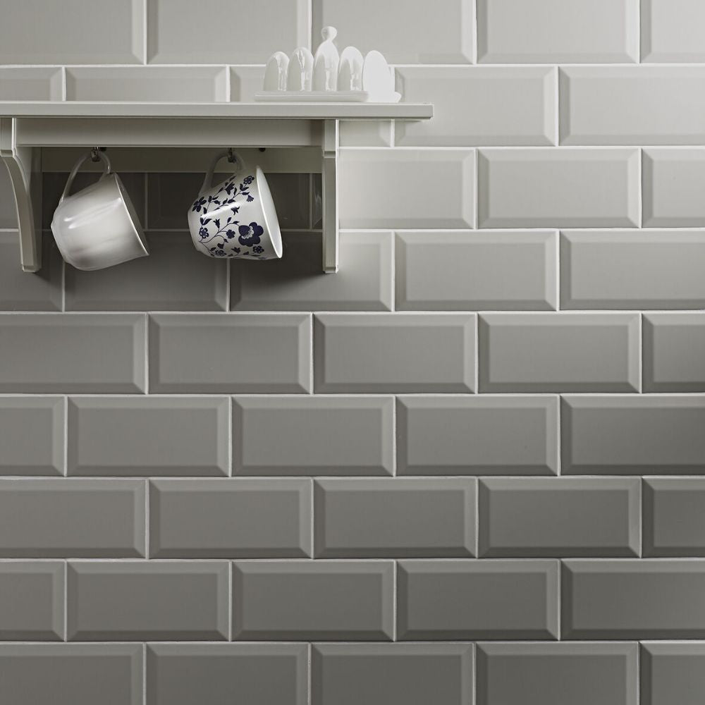 Metro Light Grey Gloss Ceramic Wall Tiles - 100mm x 200mm